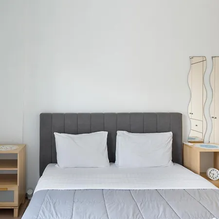 Aegean Blue Santorini * 佩里沃罗