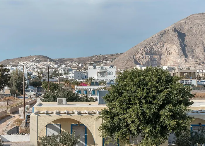 Aegean Blue Santorini * Perivolos